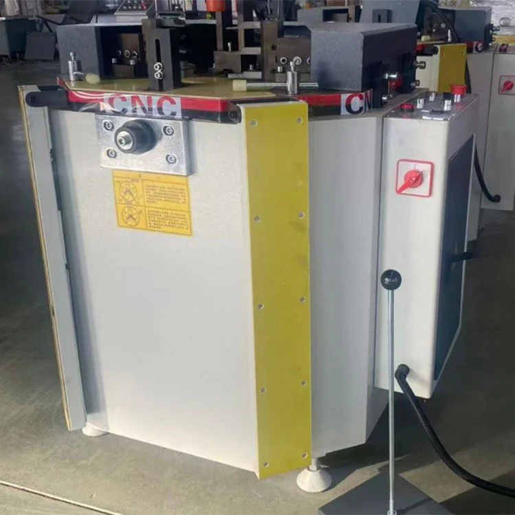 Mesin Crimping Sudut Jendela Aluminium 4 Kepala