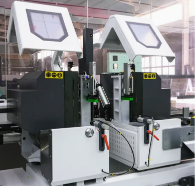 Gergaji Pemotong Presisi Kepala Ganda CNC untuk 45° & 90°