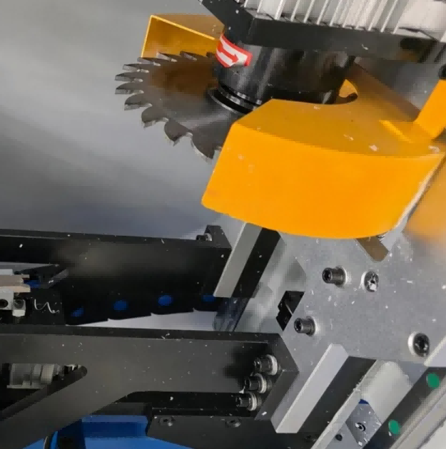 Mesin Pembersih Sudut PVC CNC untuk Windows