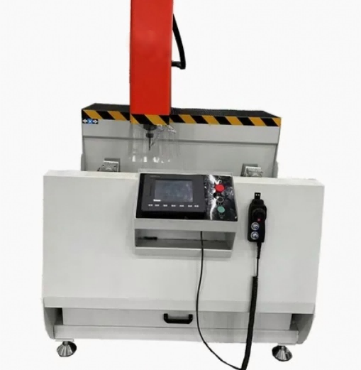 Pusat Pemesinan CNC Tugas Berat 800mm Presisi Tinggi untuk Profil Aluminium Industri
