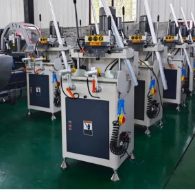 Mesin Perutean Salin Kecepatan Tinggi Windows PVC UPVC Presisi Tinggi